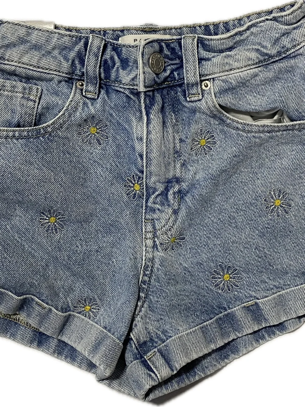 PacSun Light Wash Denim Daisy Embroidered Shorts